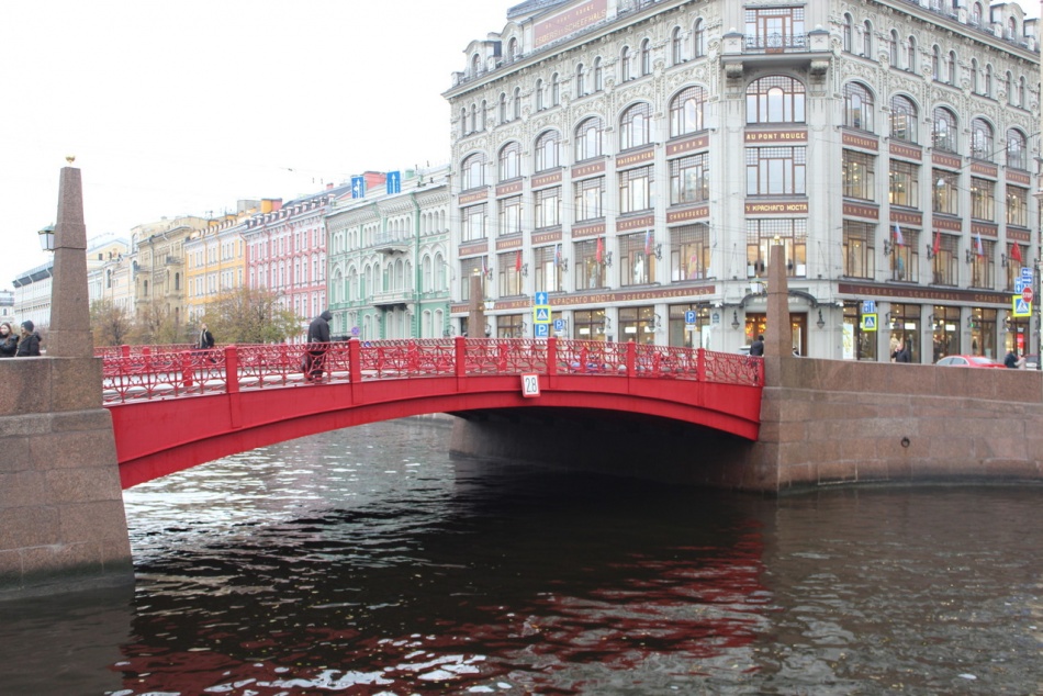 Зимние работы на мостах Петербурга: как «Мостотрест» спасает городские сооружения